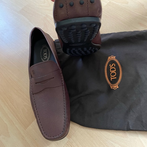 Brand new! Tods men’s Brown leather loafers size 11 - Picture 3 of 6